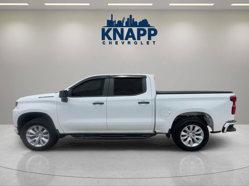 Used 2021 Chevrolet Silverado 1500 Custom w/ LPO, Dark Essentials Package RWD image 1