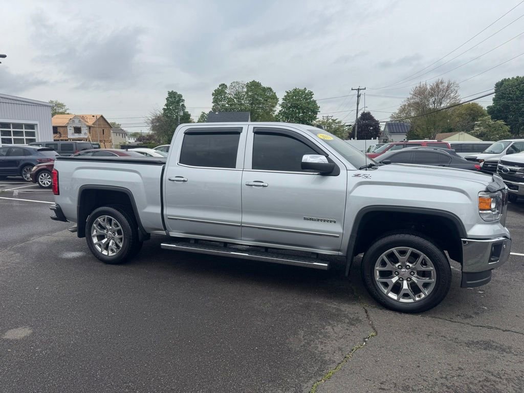 Used 2015 GMC Sierra 1500 SLT w/ SLT Crew Cab Value Package AWD/4WD image 4