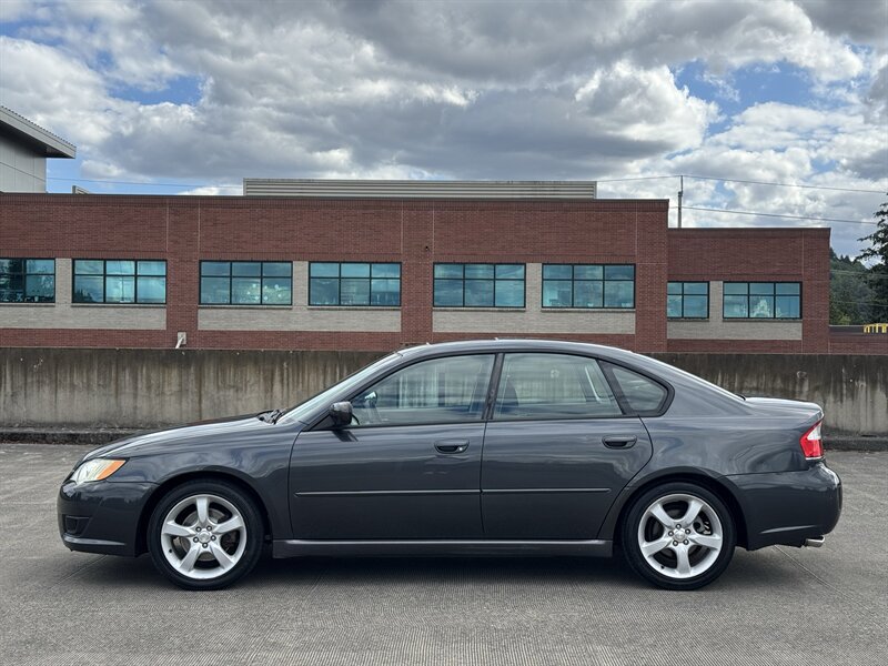 Used 2009 Subaru Legacy 2.5i Special Edition AWD/4WD image 2
