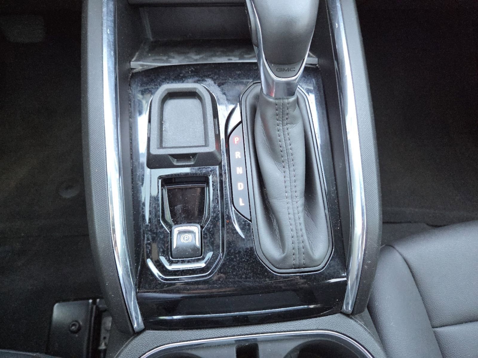 Used 2024 GMC Canyon Elevation w/ Elevation Premium Package RWD image 34