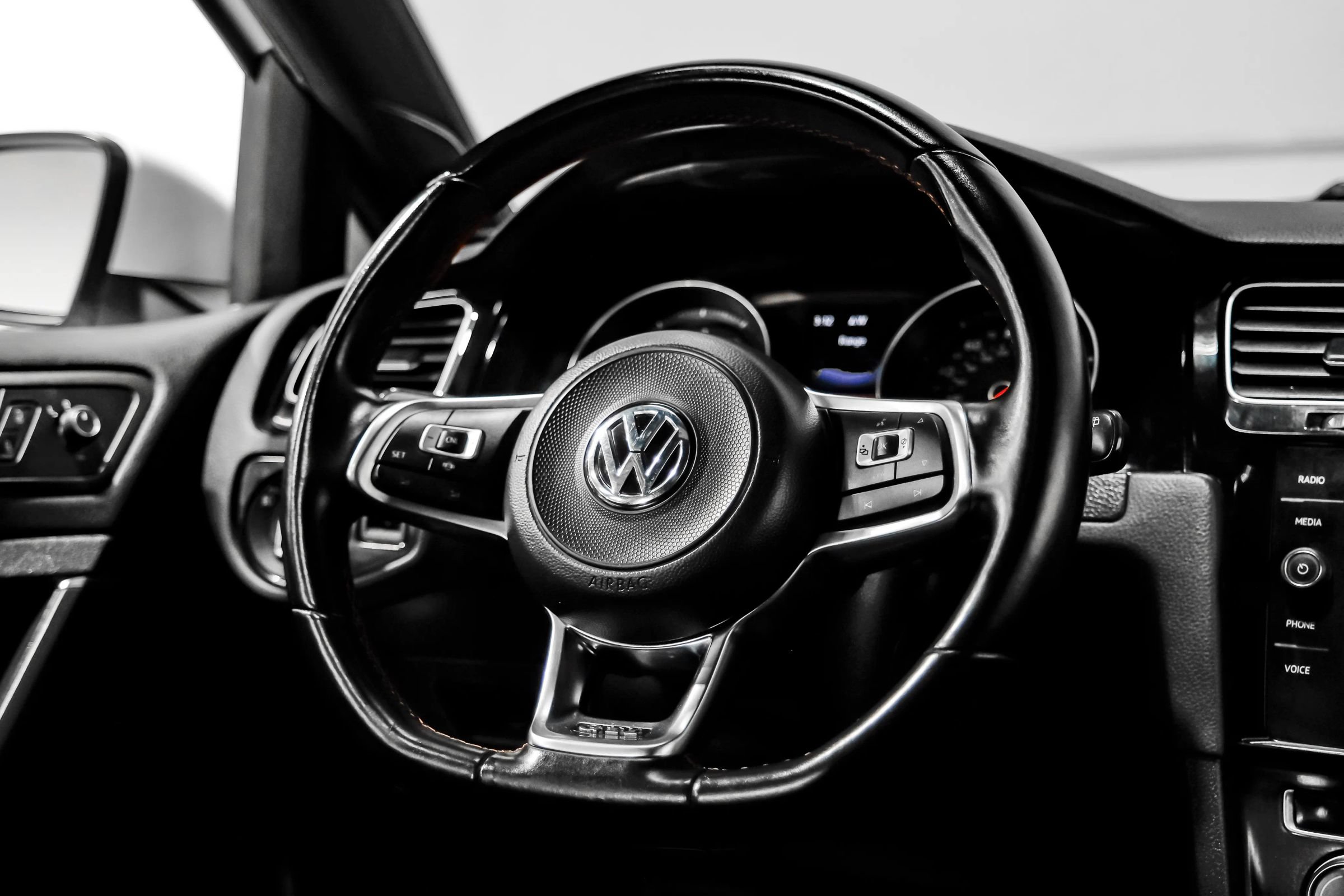 Used 2019 Volkswagen GTI Rabbit Edition FWD image 25