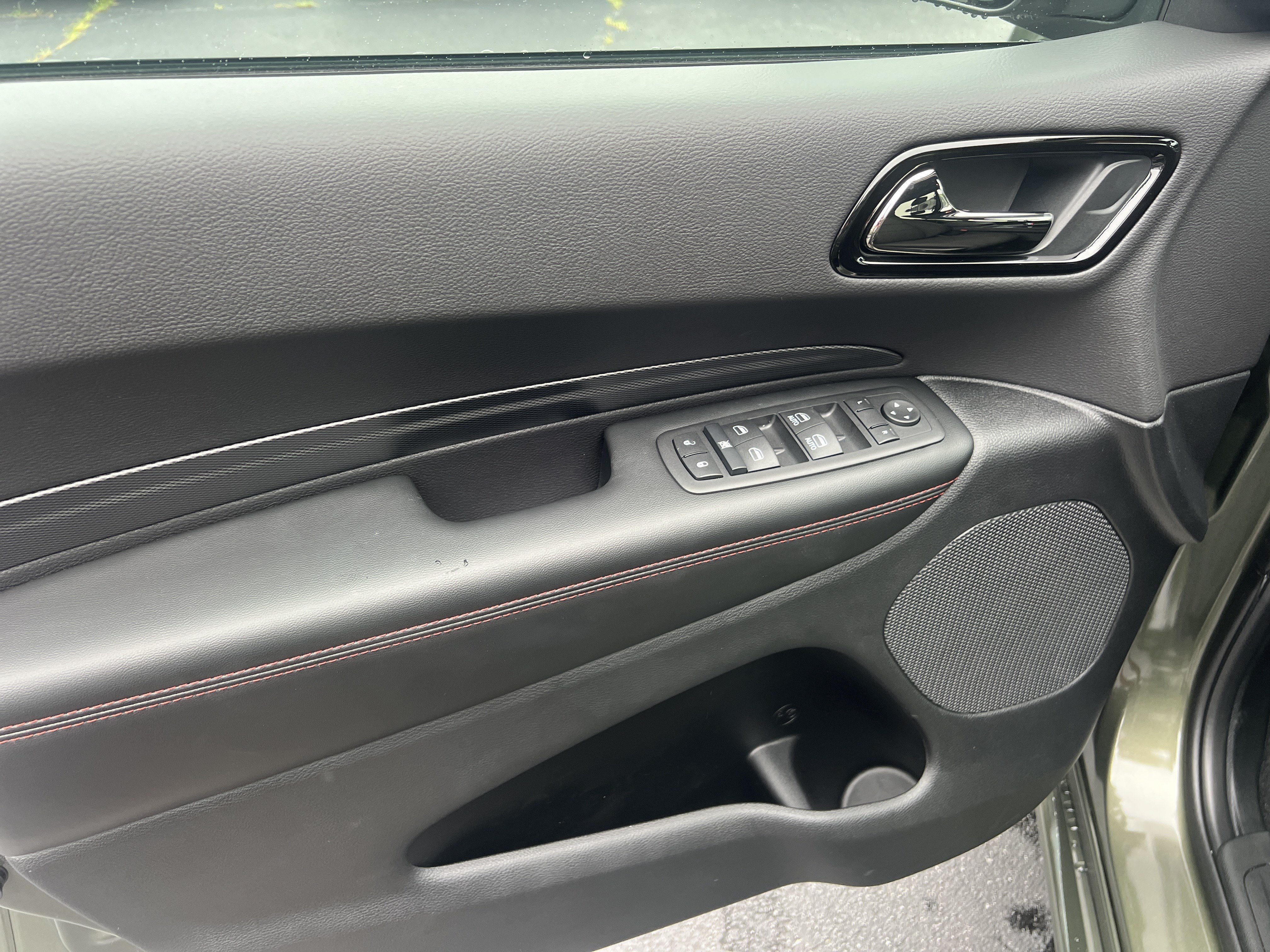 New 2026 Dodge Durango GT w/ Blacktop Package RWD image 13