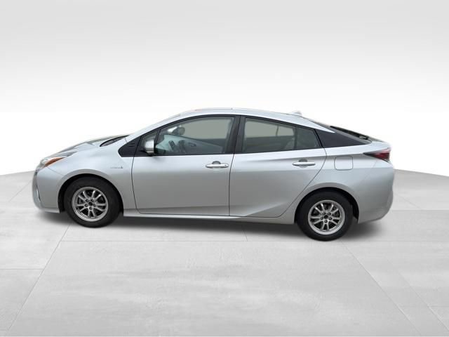 Used 2017 Toyota Prius Four FWD image 6