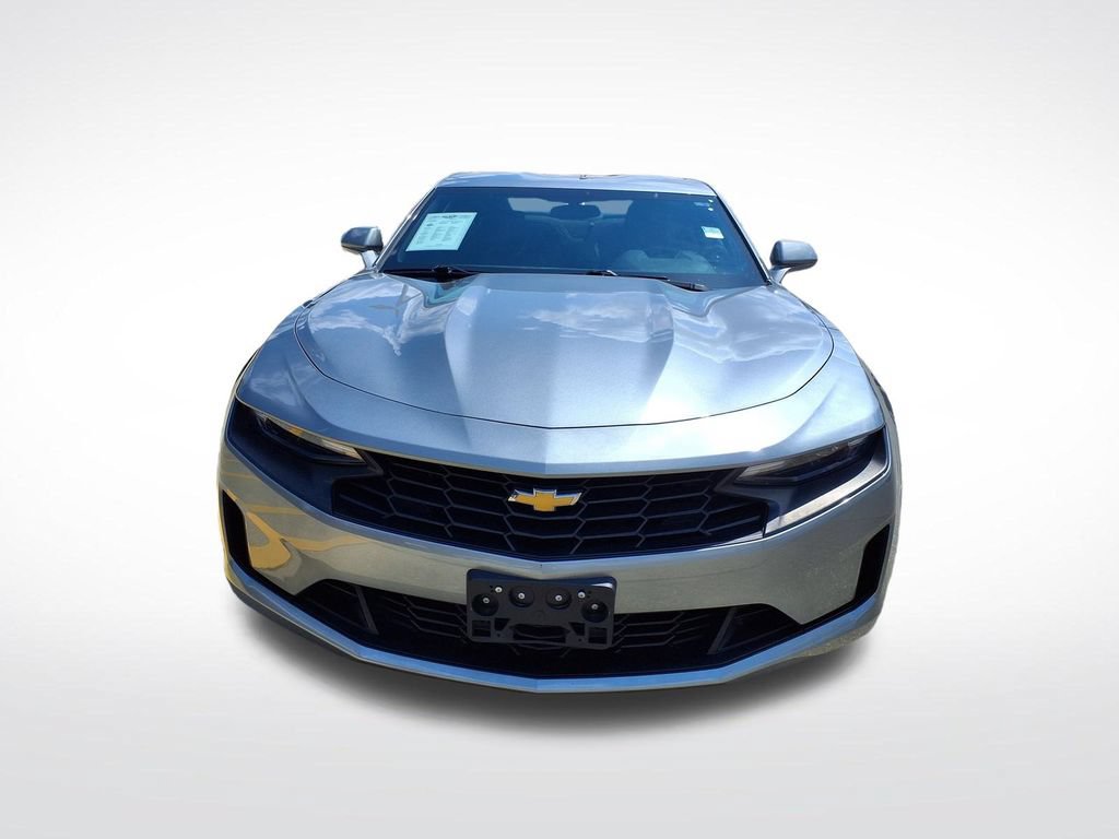 Used 2023 Chevrolet Camaro LT RWD image 2