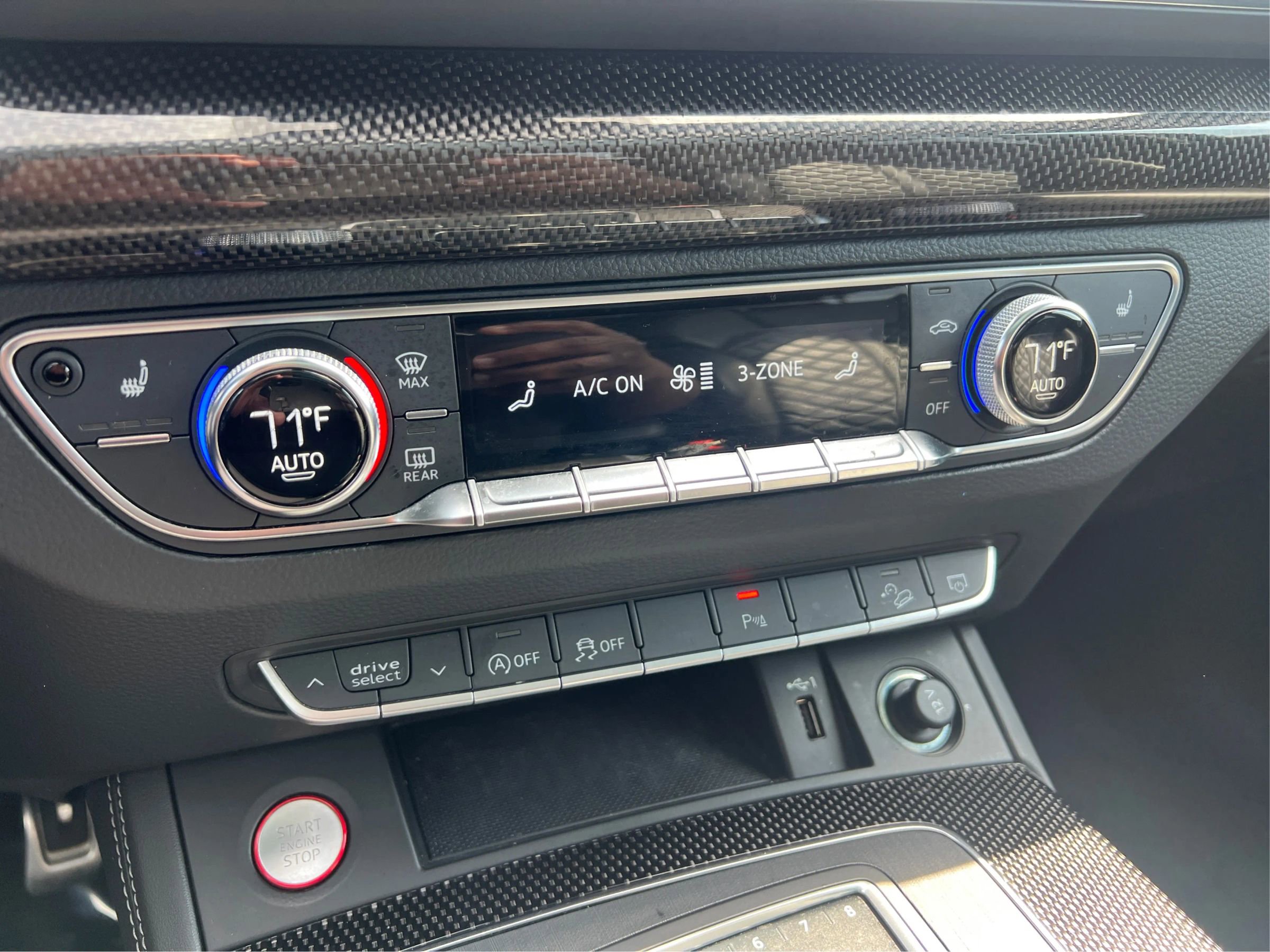 Used 2020 Audi SQ5 Premium Plus w/ Premium Plus Package image 27