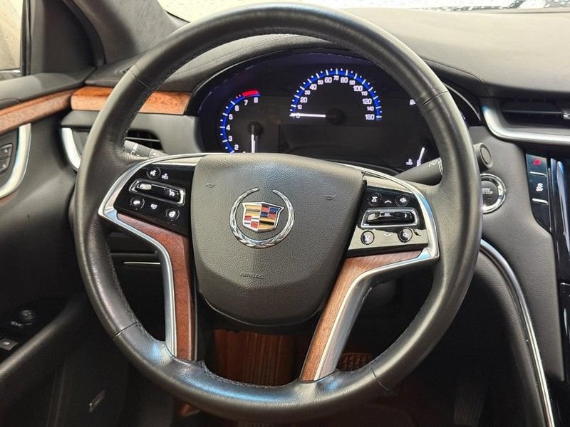Used 2015 Cadillac XTS Luxury AWD/4WD image 13