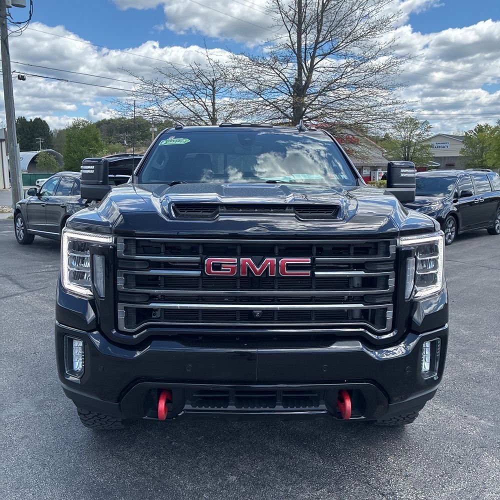 Used 2021 GMC Sierra 2500 AT4 w/ AT4 Premium Plus Package AWD/4WD image 2