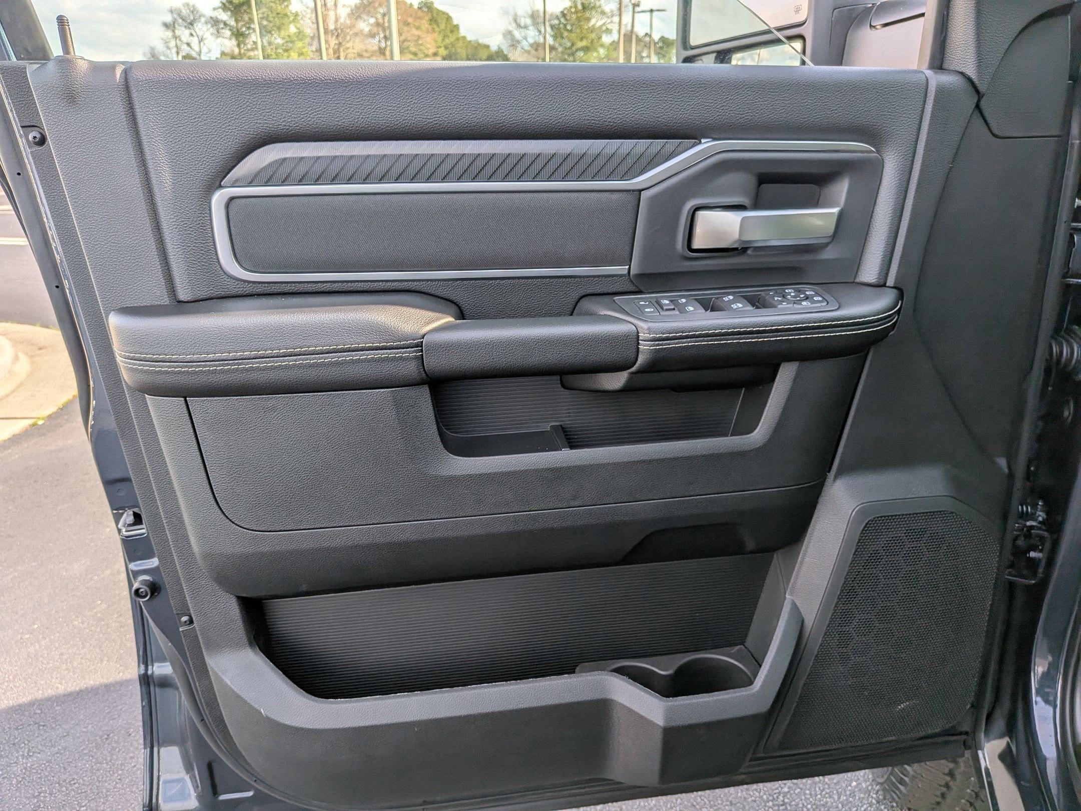 New 2026 RAM 2500 Big Horn AWD/4WD image 10