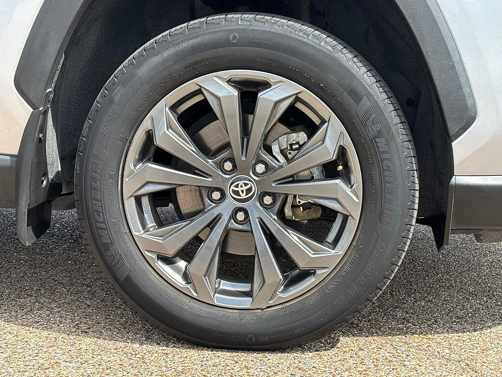 Certified 2023 Toyota RAV4 XLE Premium AWD/4WD image 8