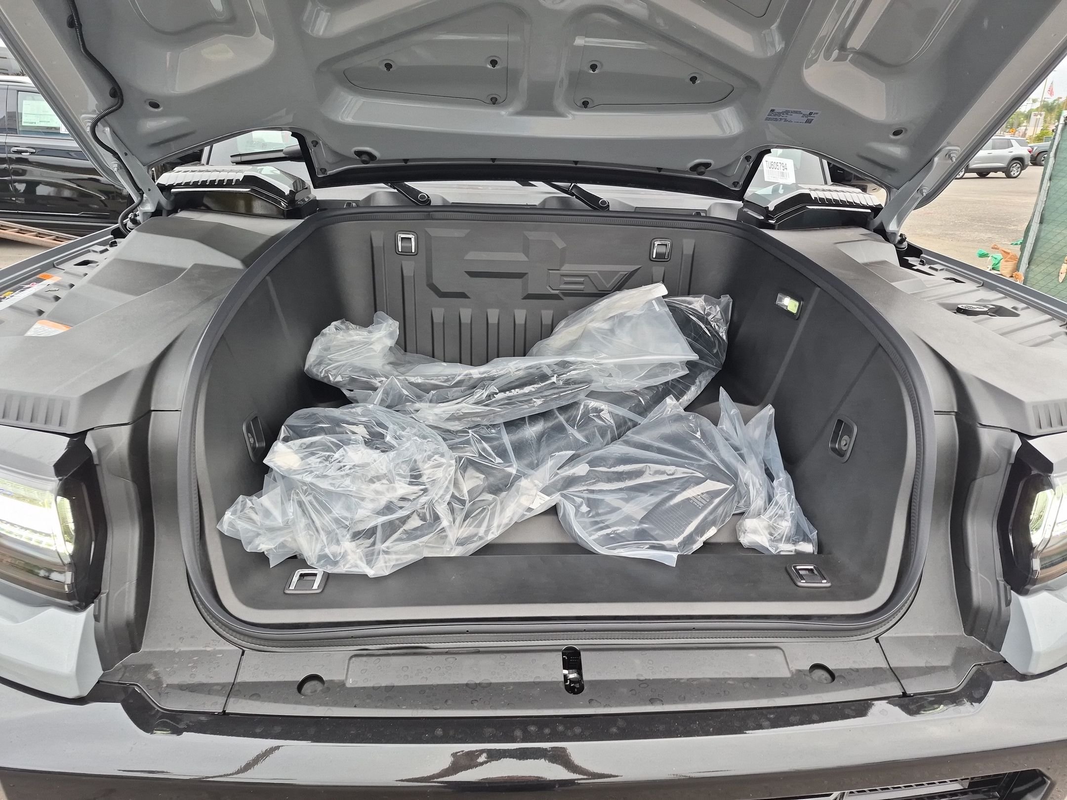 New 2026 GMC Hummer EV 4x4 Crew Cab image 29