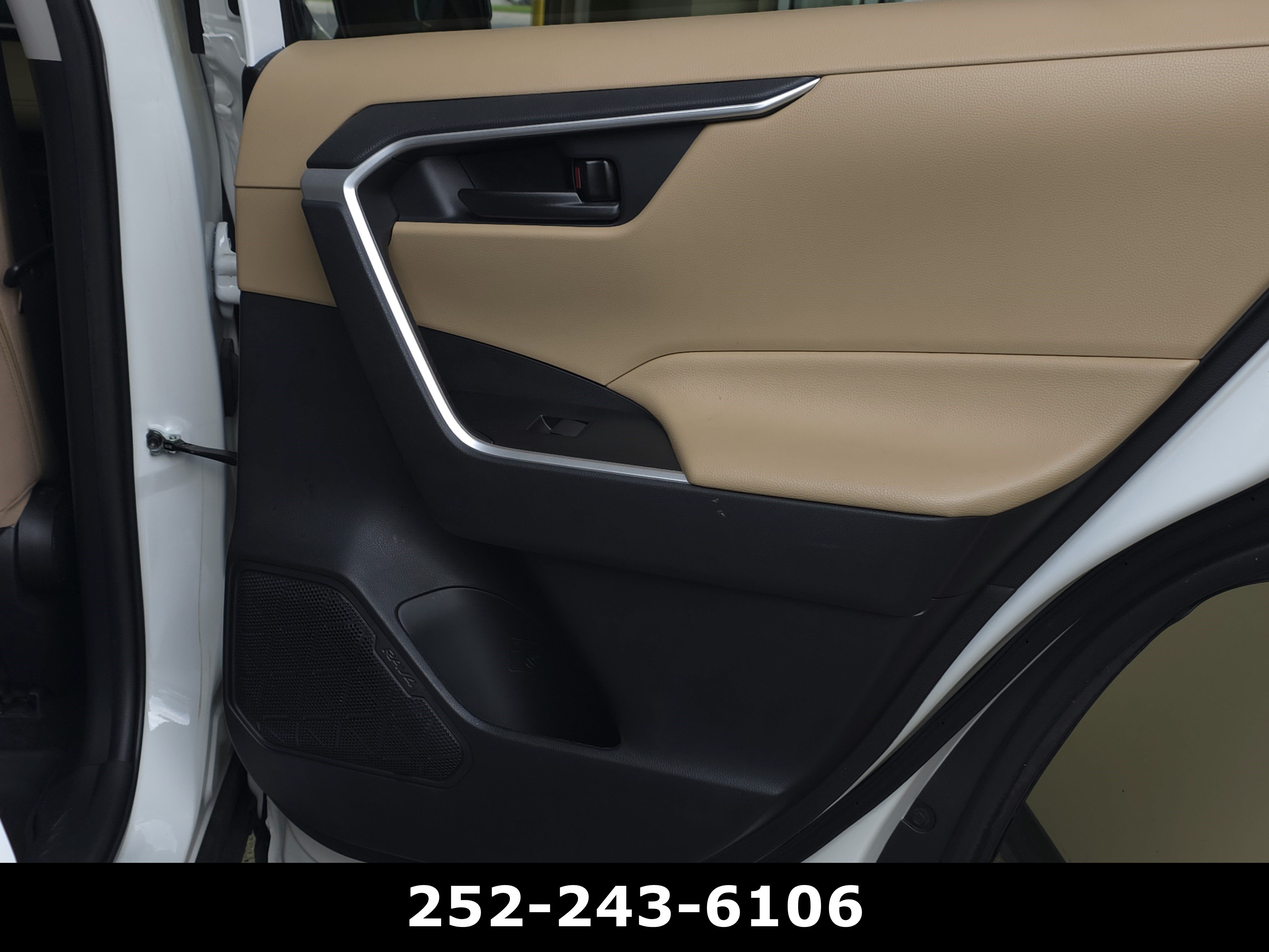Used 2021 Toyota RAV4 LE FWD image 33