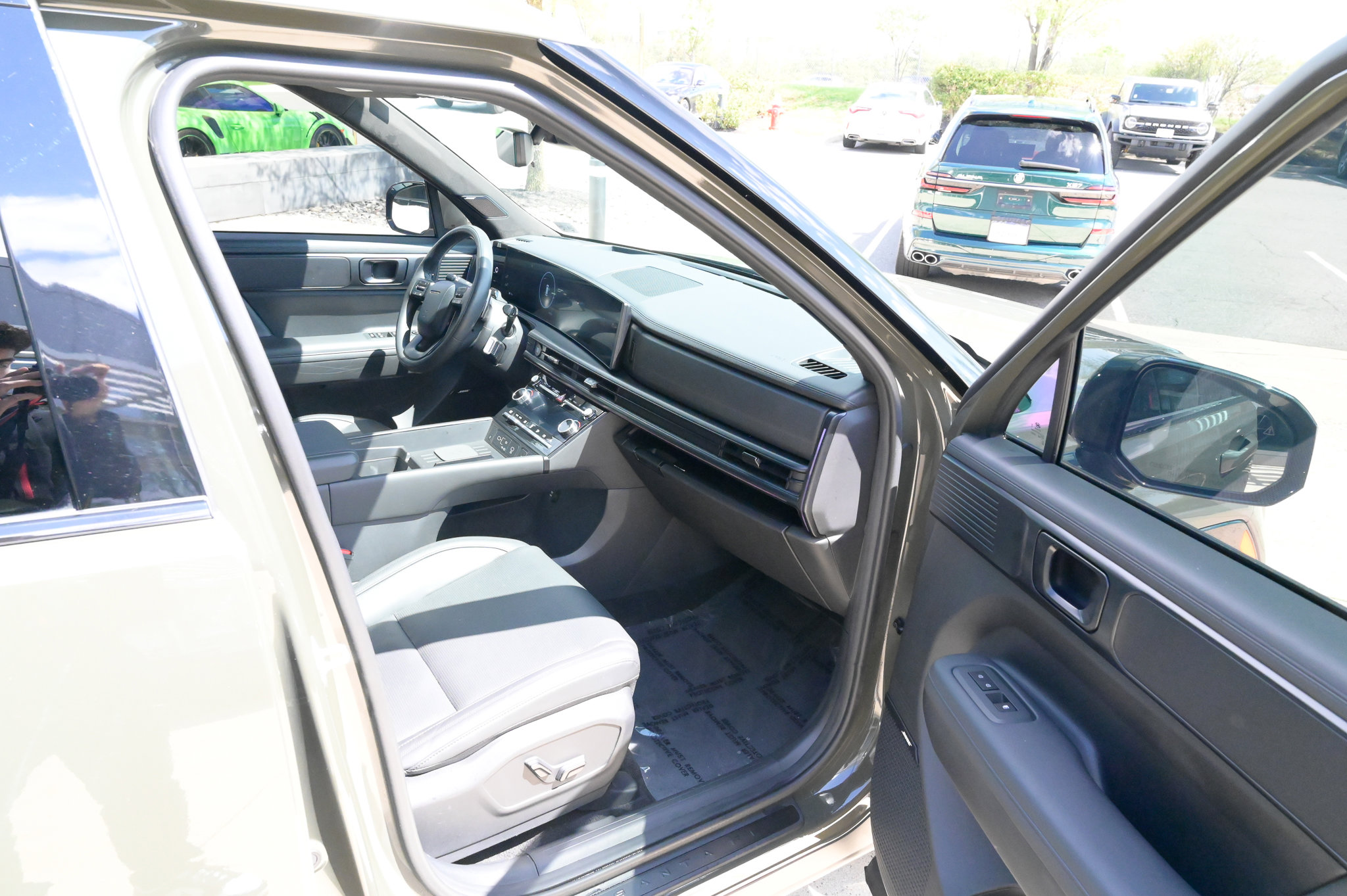 Used 2024 Hyundai Santa Fe Calligraphy AWD/4WD image 27