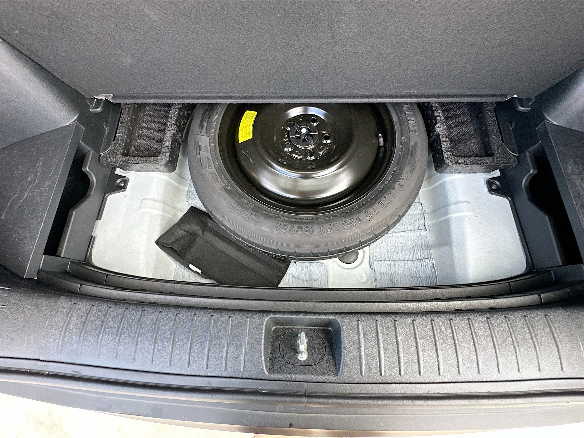 Used 2023 Kia Sportage EX image 33