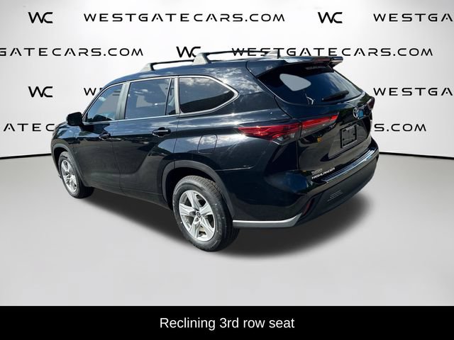 Used 2023 Toyota Highlander L FWD image 29