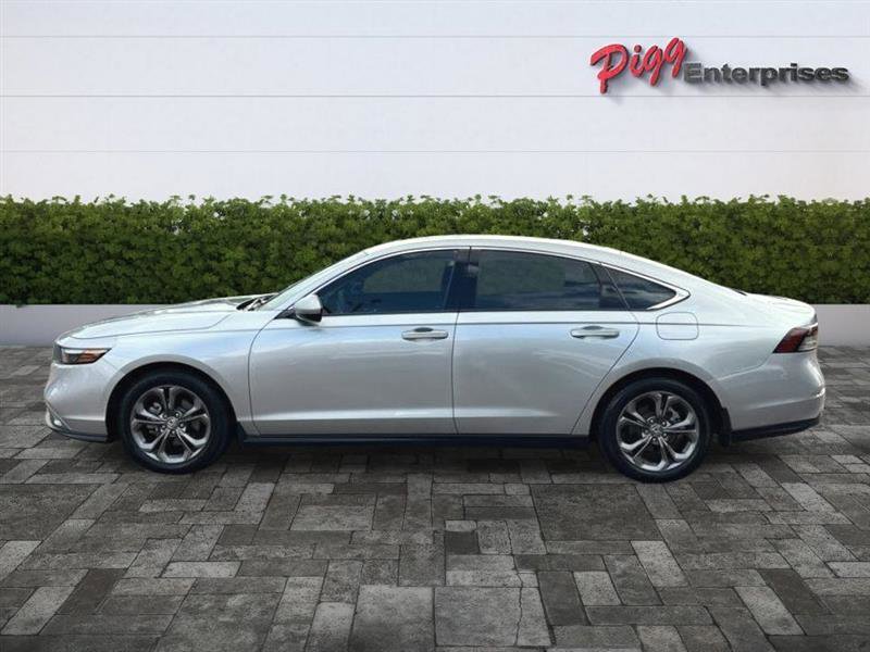 Used 2024 Honda Accord EX image 4