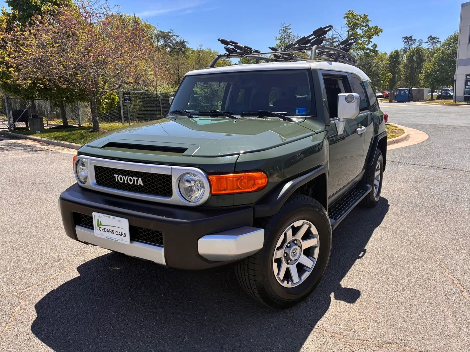 Used 2014 Toyota FJ Cruiser 4WD w/ Upgrade Package image 2