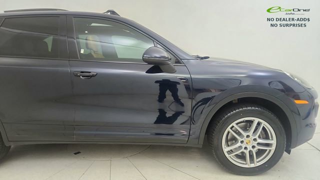Used 2016 Porsche Cayenne AWD/4WD image 7