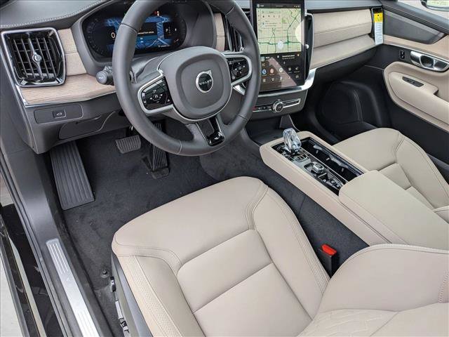 New 2026 Volvo XC90 B5 Plus w/ Protection Package AWD/4WD image 4