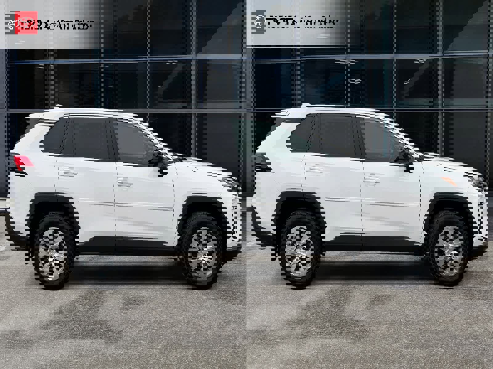 Used 2023 Toyota RAV4 LE image 11