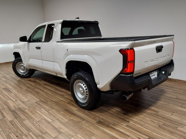 Used 2024 Toyota Tacoma SR image 12