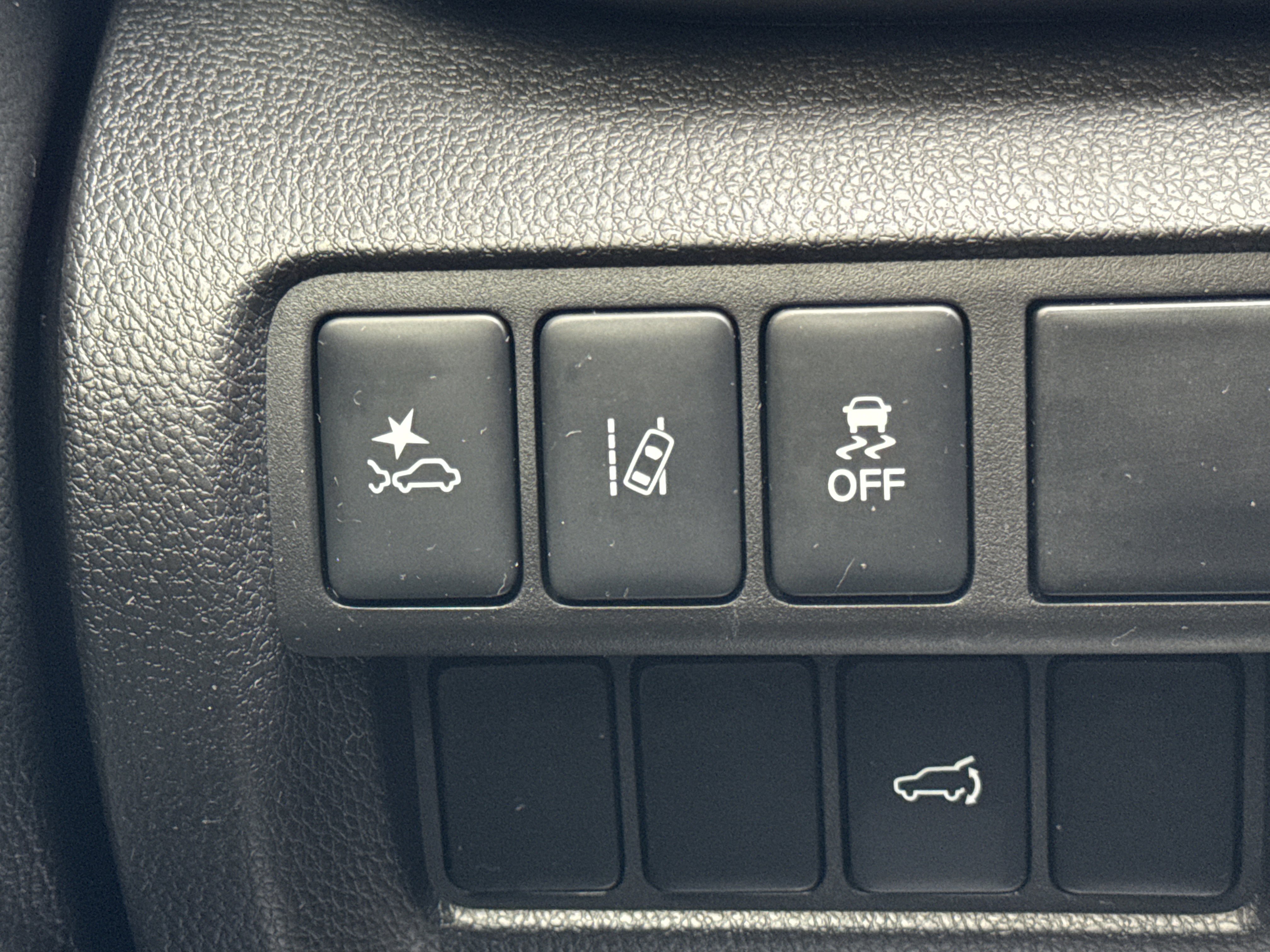 Used 2024 Mitsubishi Eclipse Cross SEL image 19