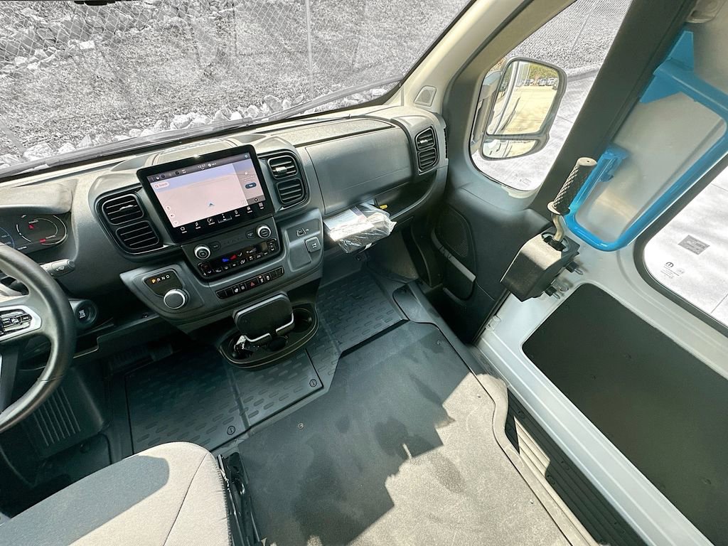 Used 2024 RAM ProMaster 3500 w/ Delivery Van Package image 11