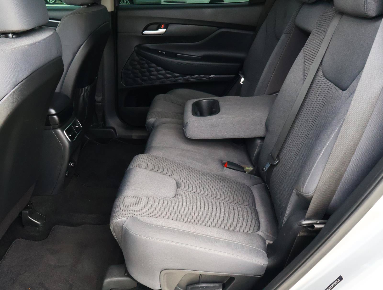 Used 2022 Hyundai Santa Fe SEL FWD image 19
