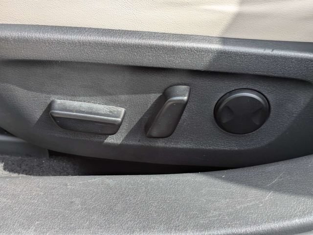 Used 2025 MAZDA MAZDA3 s FWD image 19