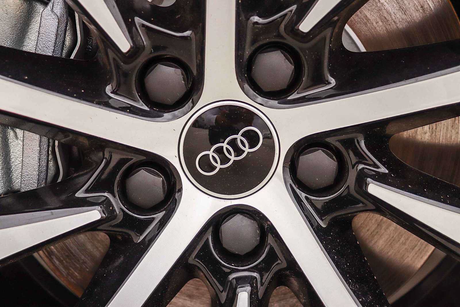 New 2026 Audi Q3 quattro 2.0T AWD/4WD image 15