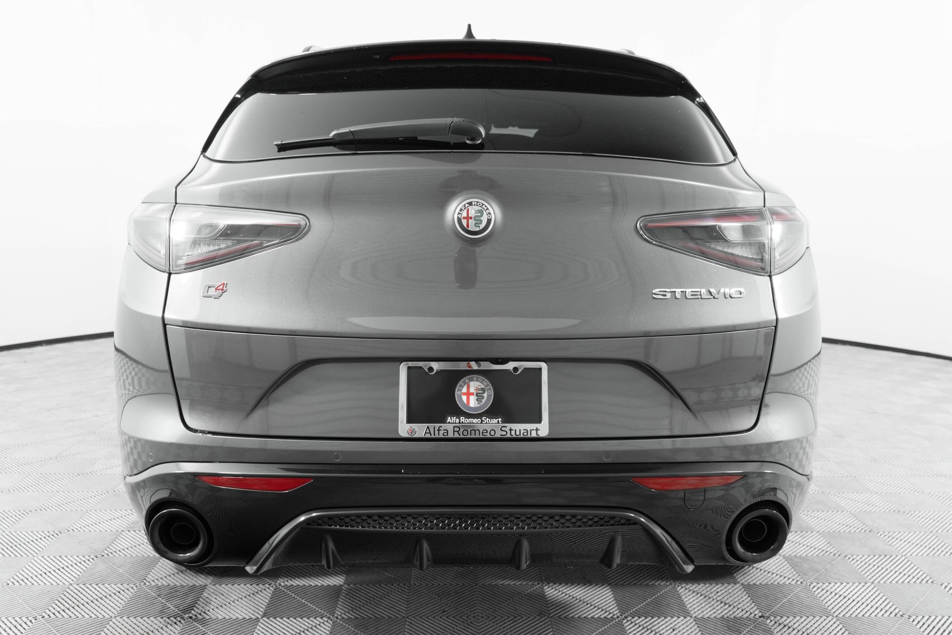 New 2025 Alfa Romeo Stelvio Sprint w/ Veloce Package image 8