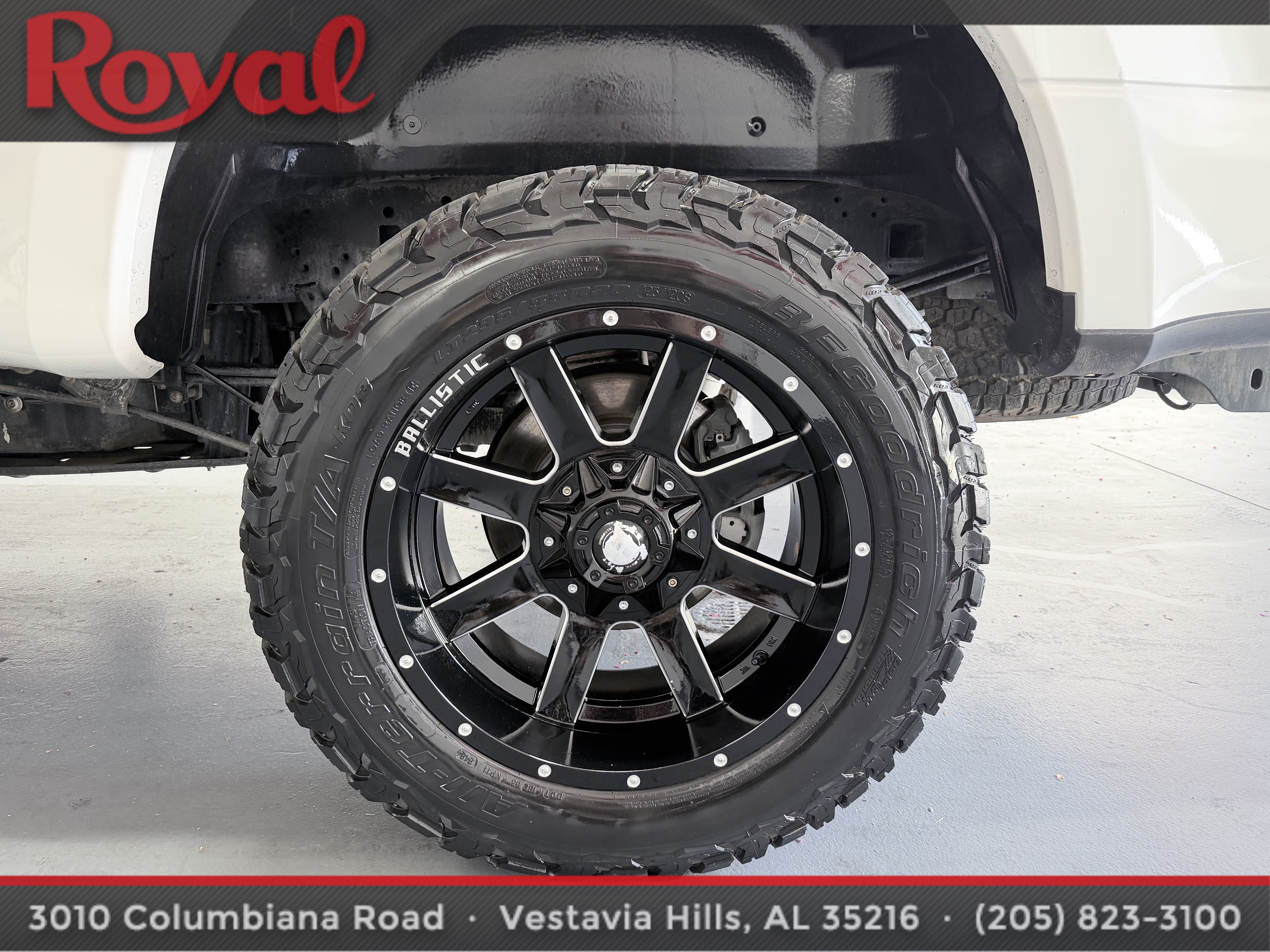 Used 2017 Ford F250 Lariat w/ Lariat Value Package AWD/4WD image 9