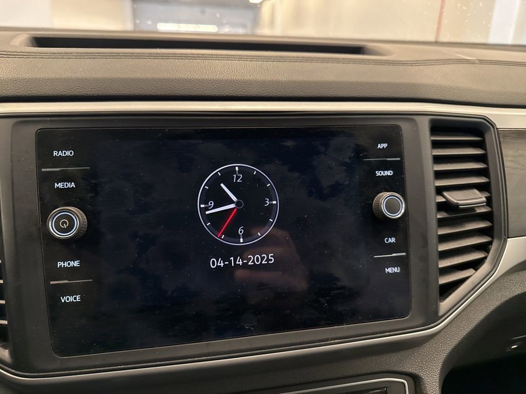 Used 2021 Volkswagen Atlas SE w/ Panoramic Sunroof Package image 24