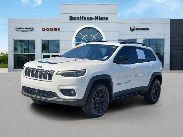 Used 2022 Jeep Cherokee Latitude AWD/4WD image 3