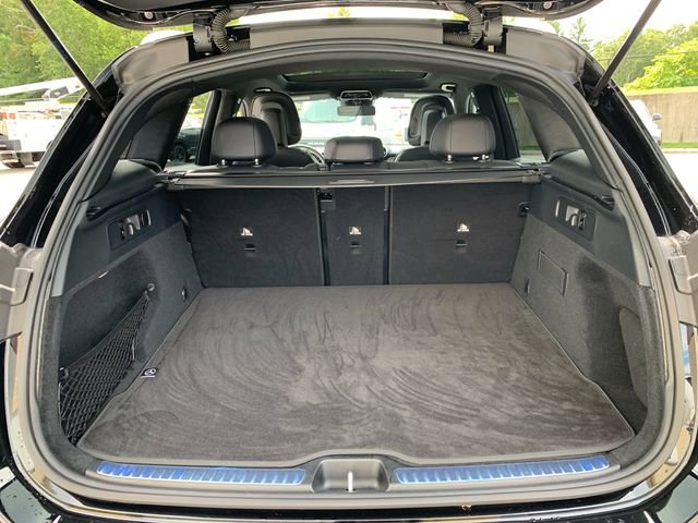 Used 2025 Mercedes-Benz GLC 300 4MATIC image 13