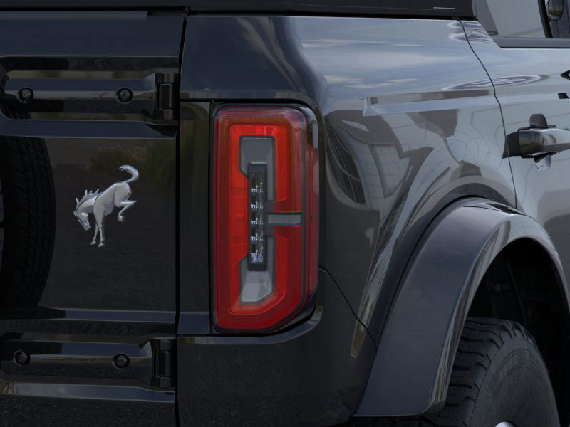 New 2024 Ford Bronco Outer Banks image 23