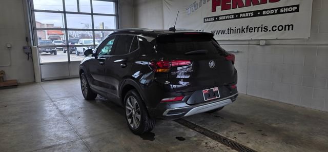 Used 2020 Buick Encore GX Essence w/ Experience Buick Package image 3