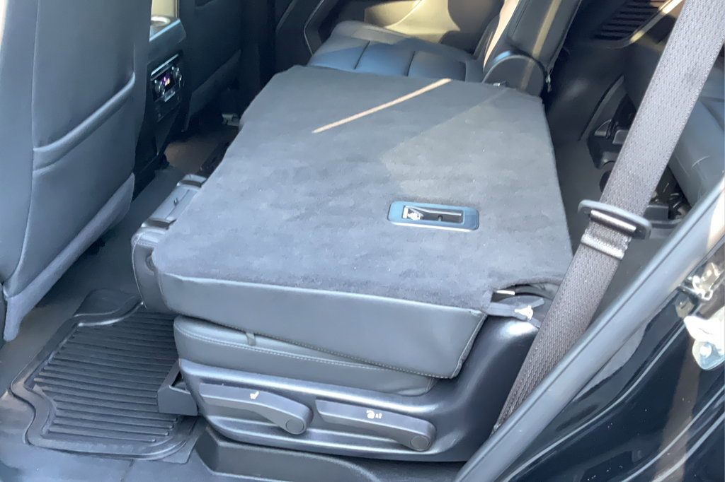 Certified 2025 Chevrolet Tahoe LT RWD image 31