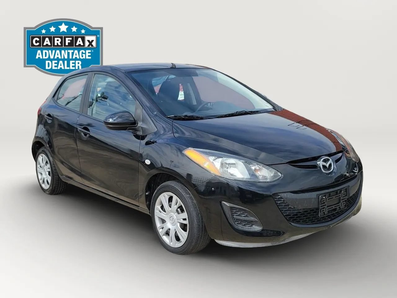 Used 2014 MAZDA MAZDA2 Sport FWD image 3