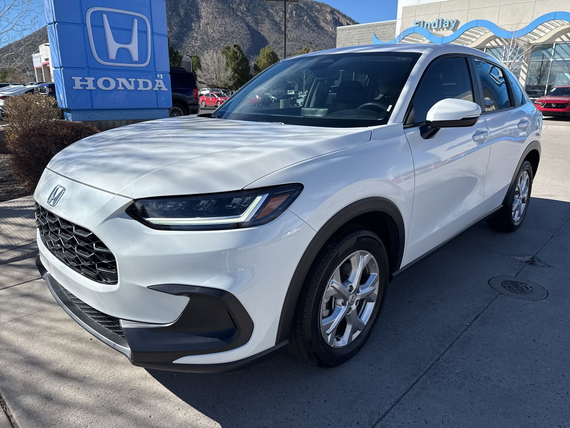 Used 2025 Honda HR-V LX