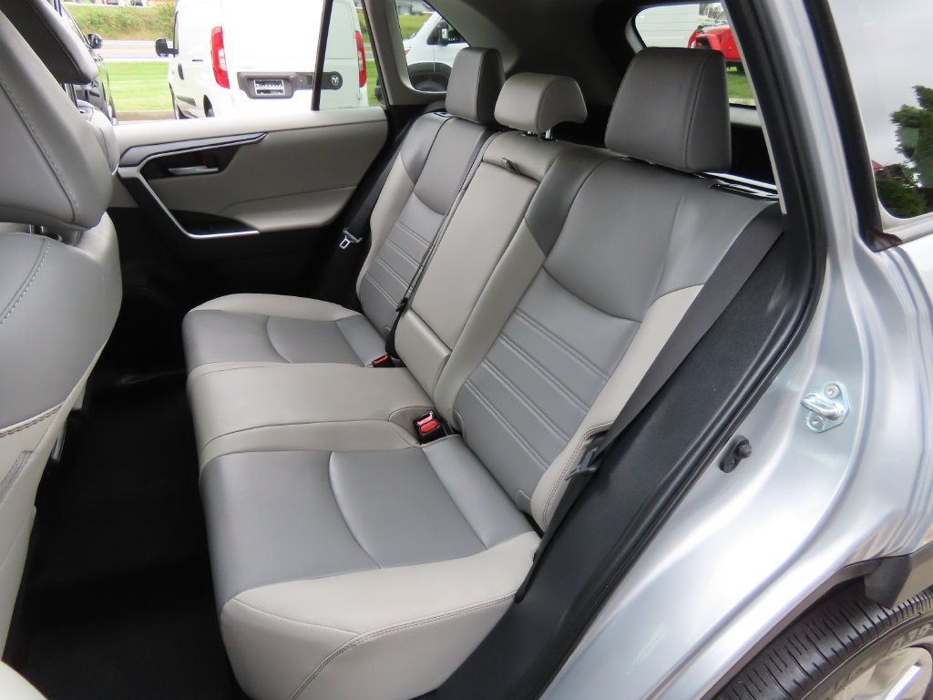 Used 2024 Toyota RAV4 XLE Premium AWD/4WD image 25