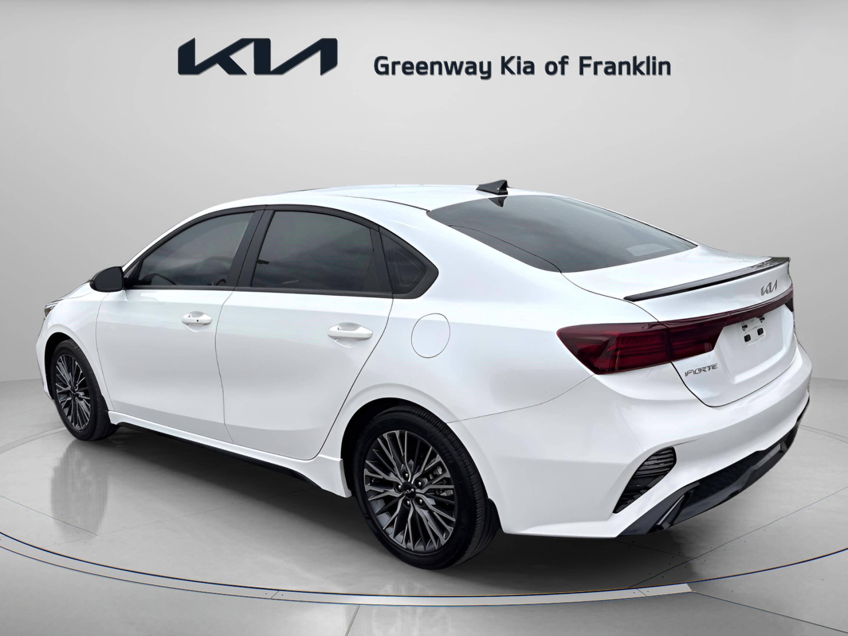 Used 2023 Kia Forte GT-Line w/ GT-Line Premium Package image 5