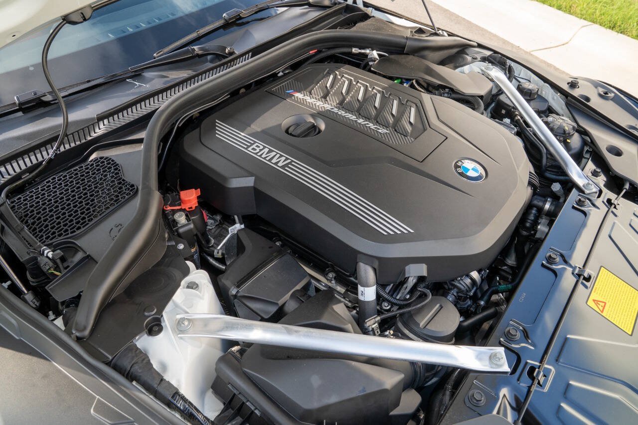 Used 2025 BMW Z4 M40i w/ Edition RWD image 52