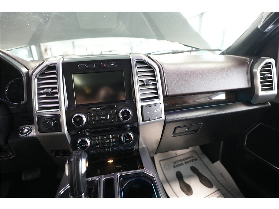 Used 2015 Ford F150 Platinum w/ Equipment Group 701A Luxury RWD image 21