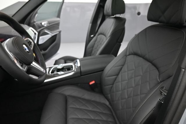 New 2026 BMW X5 M60i AWD/4WD image 19