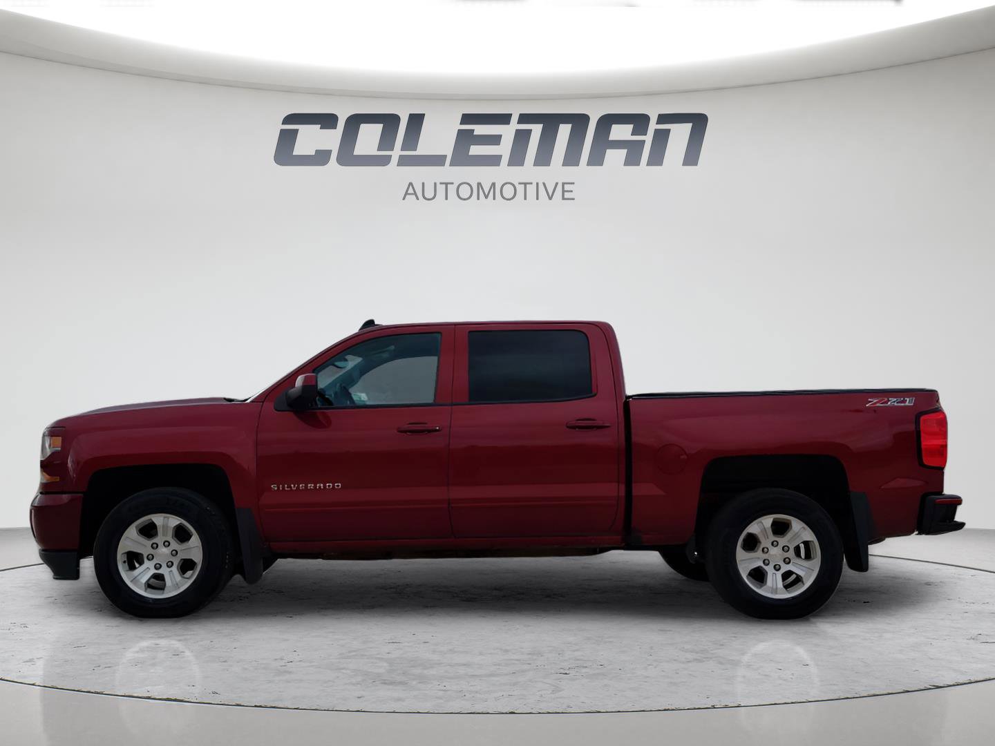 Used 2017 Chevrolet Silverado 1500 LT w/ All Star Edition AWD/4WD image 2