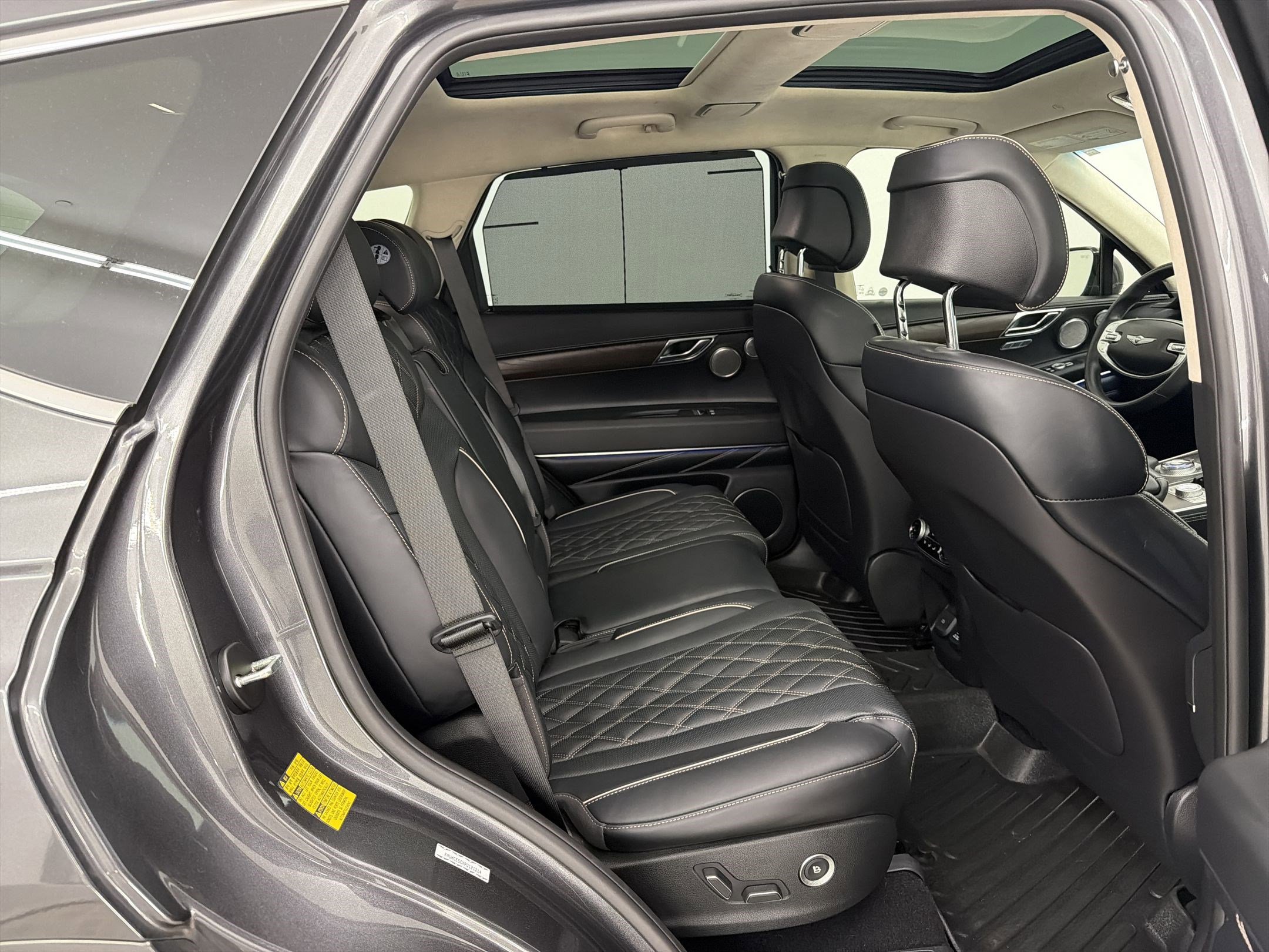 Used 2023 Genesis GV80 3.5T w/ Prestige Package image 24