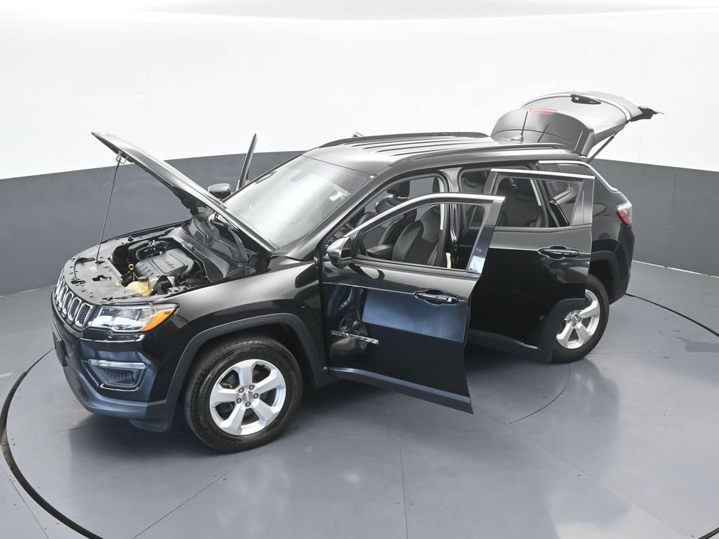 Used 2018 Jeep Compass Latitude w/ Popular Equipment Group AWD/4WD image 66
