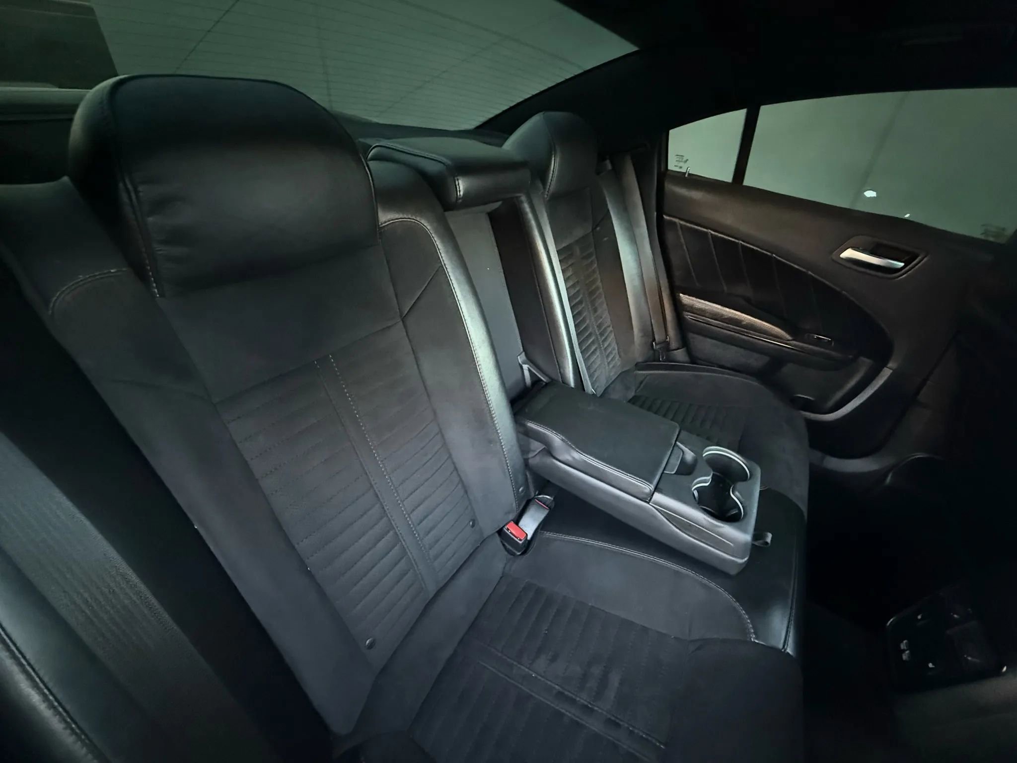Used 2018 Dodge Charger R/T image 17