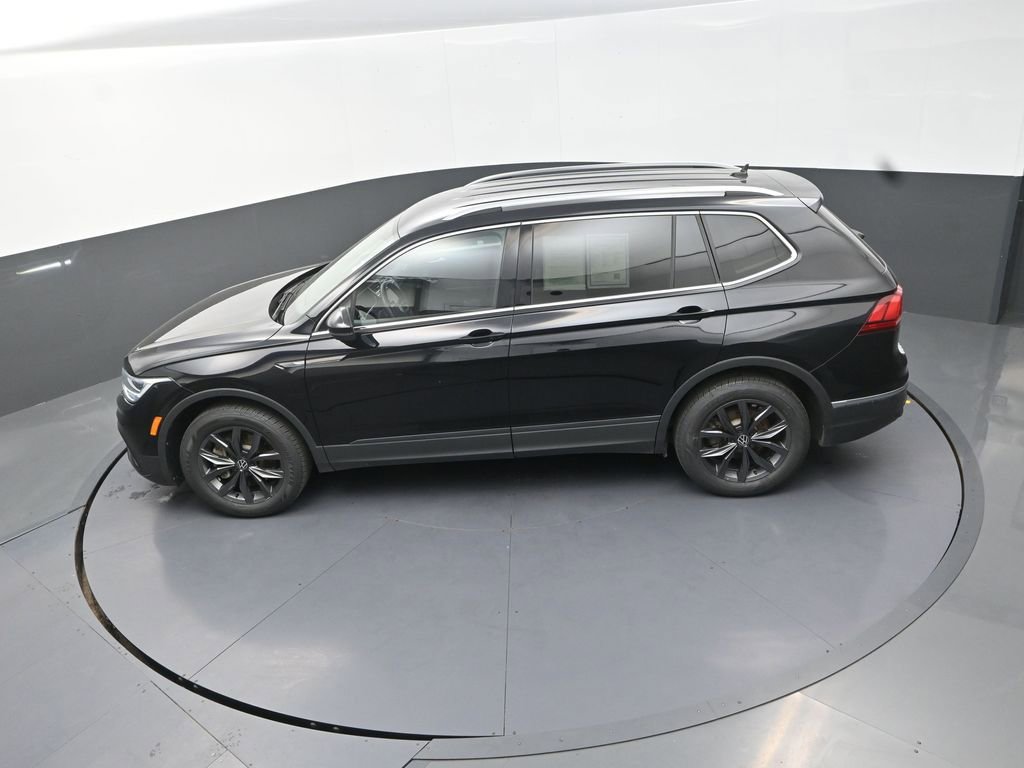 Used 2023 Volkswagen Tiguan SE FWD image 18