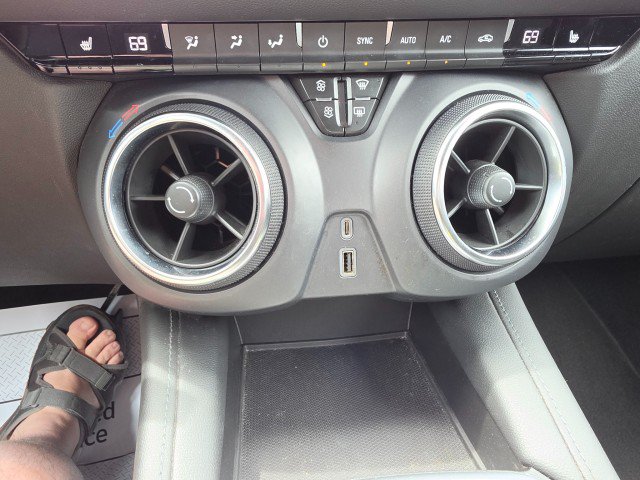 Used 2020 Chevrolet Blazer LT AWD/4WD image 42